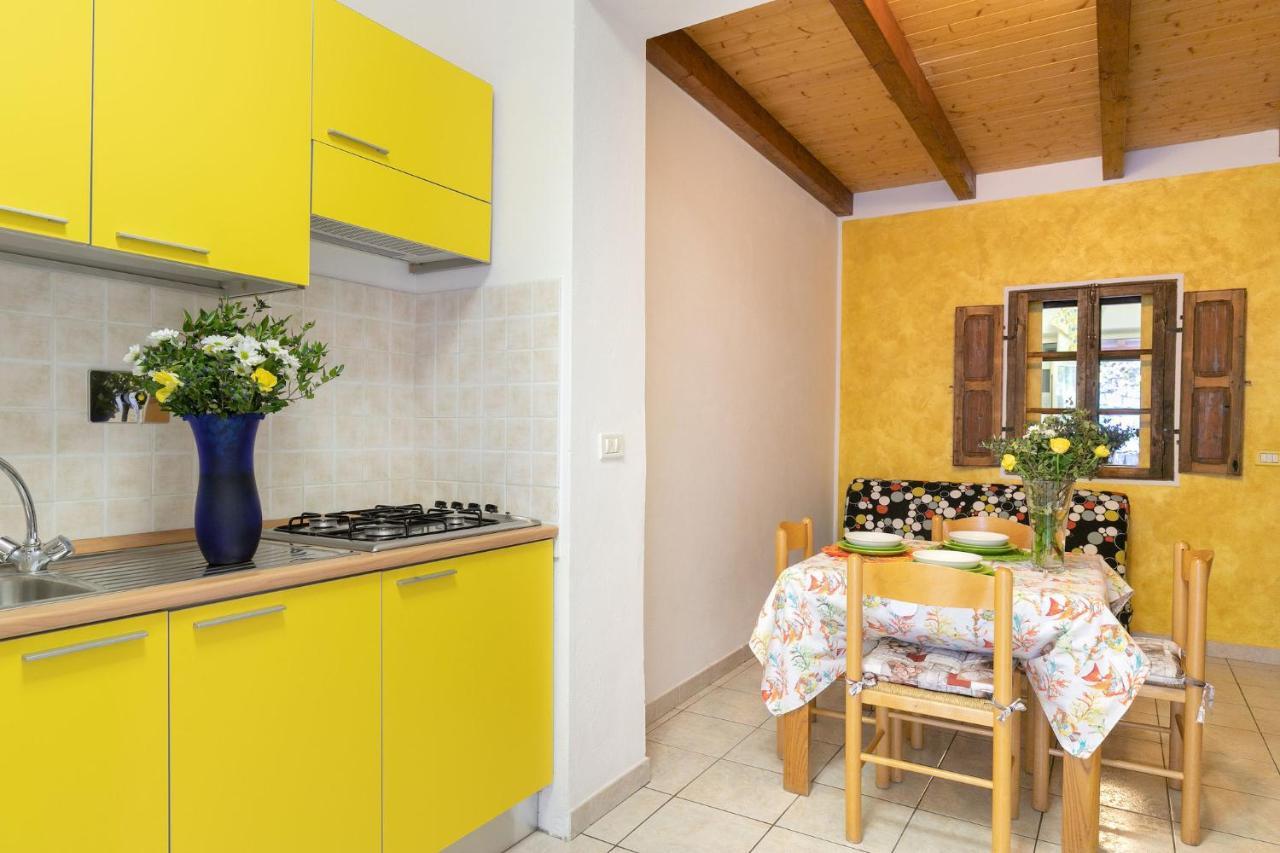 Simona Giardino Apartment Fetovaia Bagian luar foto