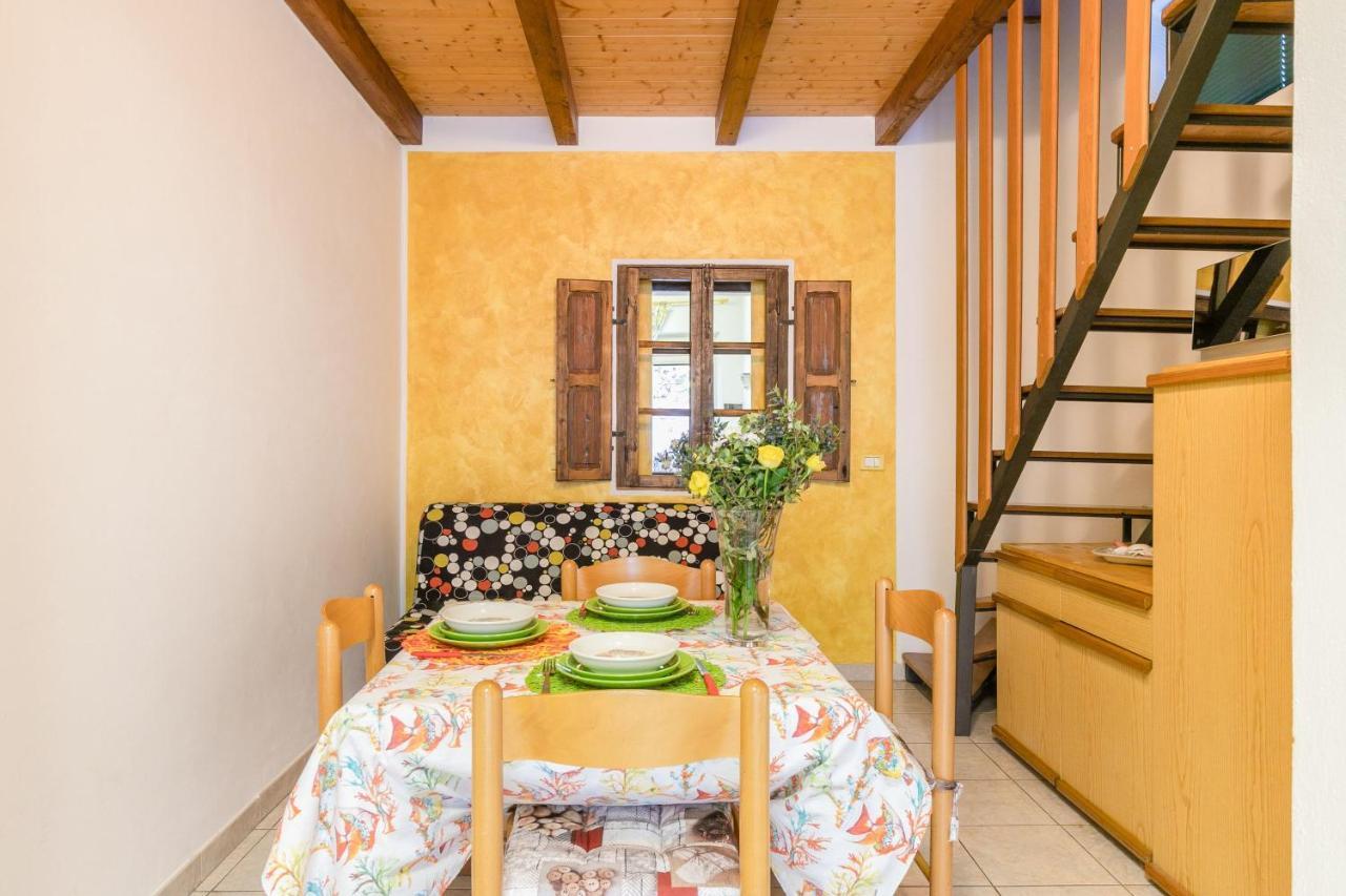 Simona Giardino Apartment Fetovaia Bagian luar foto