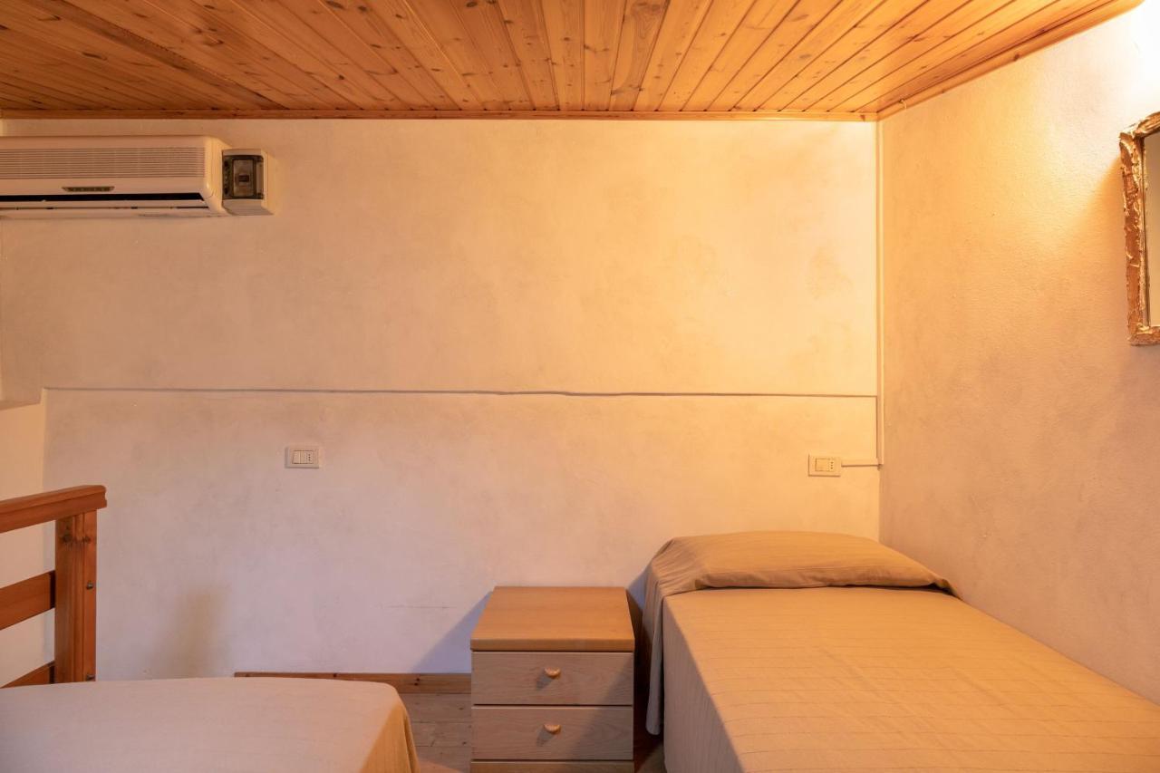 Simona Giardino Apartment Fetovaia Bagian luar foto