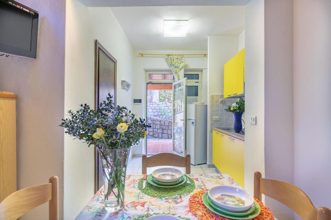 Simona Giardino Apartment Fetovaia Bagian luar foto